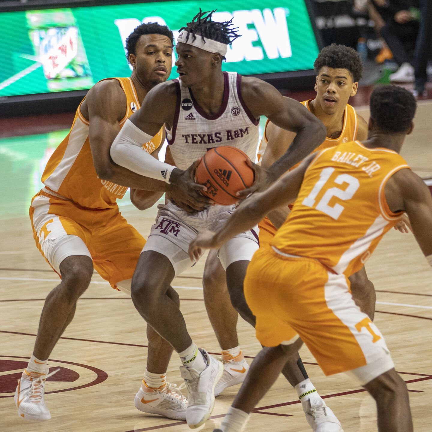 Texas A&M v Tennessee